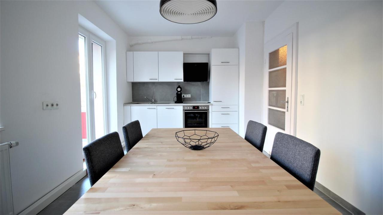 Light-Flooded City Apartment With Balcony And Garden Würzburg Dış mekan fotoğraf